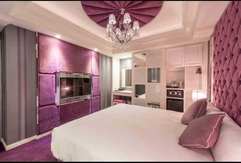 Royal Rose Hotel Zhongshan Taipei Bagian luar foto